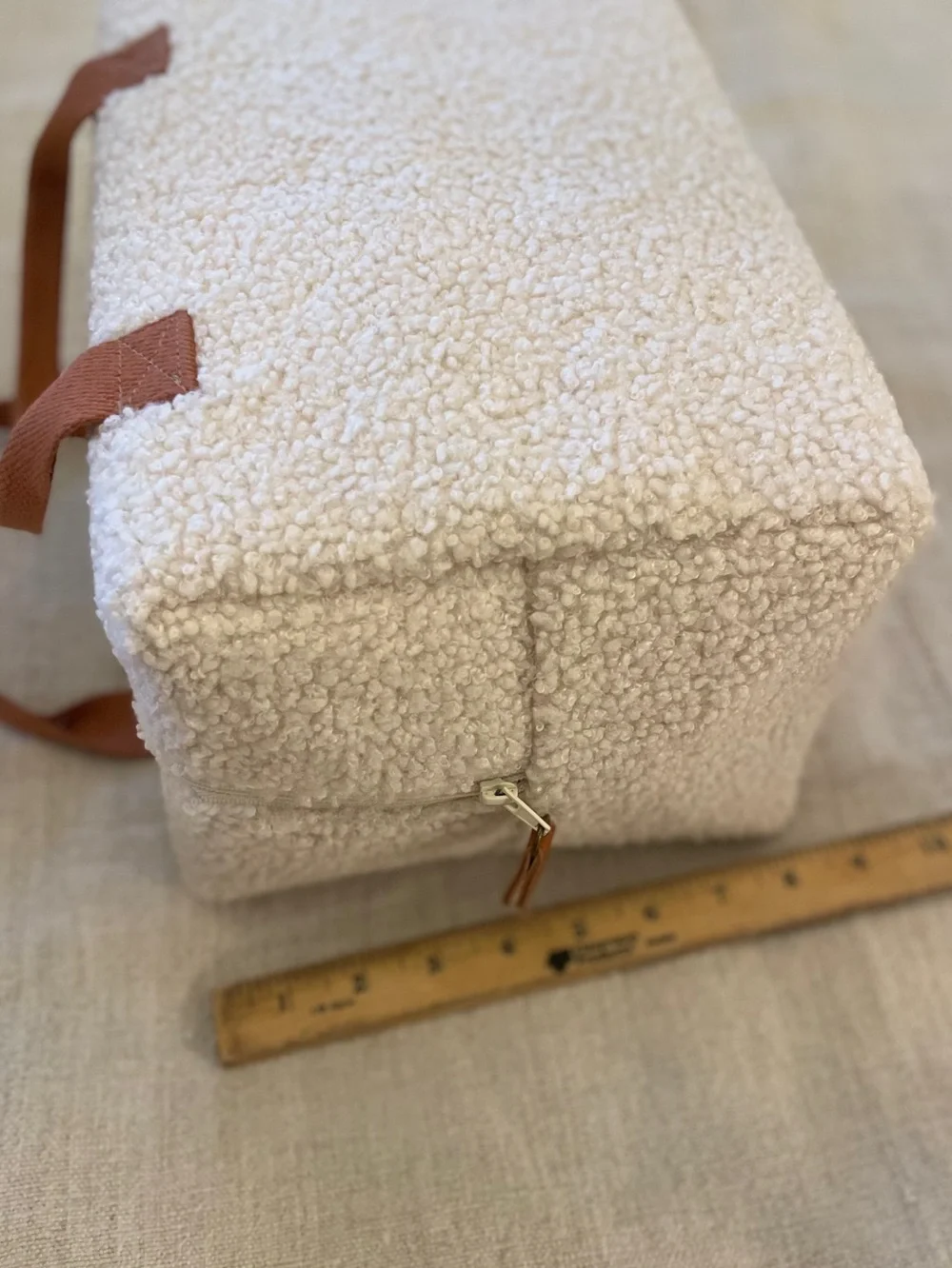 Emmanuel Création Ice Cube S Bouclé Thermal Cooler Bag Cream Teddy Sherpa NWOT